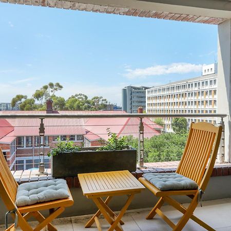 Authentic Cape Town Apartment Near The Waterfront Exterior photo